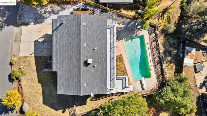 Property Photo:  17347 Valley Oak Dr  CA 95370