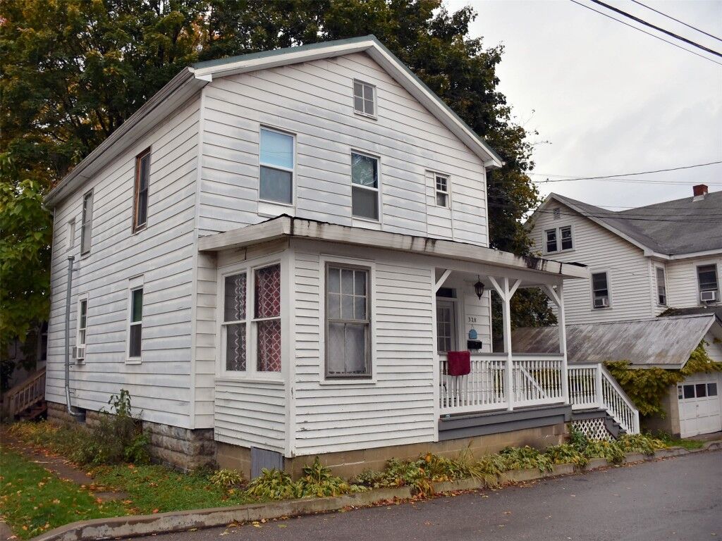 Property Photo:  328 Wallace Street  PA 16335 
