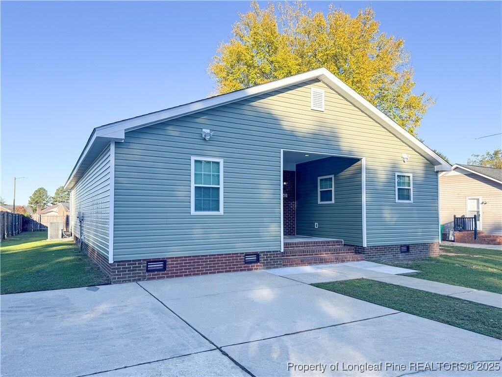 Property Photo:  3601 Cliffridge Drive  NC 28358 