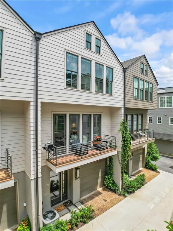 Property Photo: 658 Bull Street SE GA 30315
