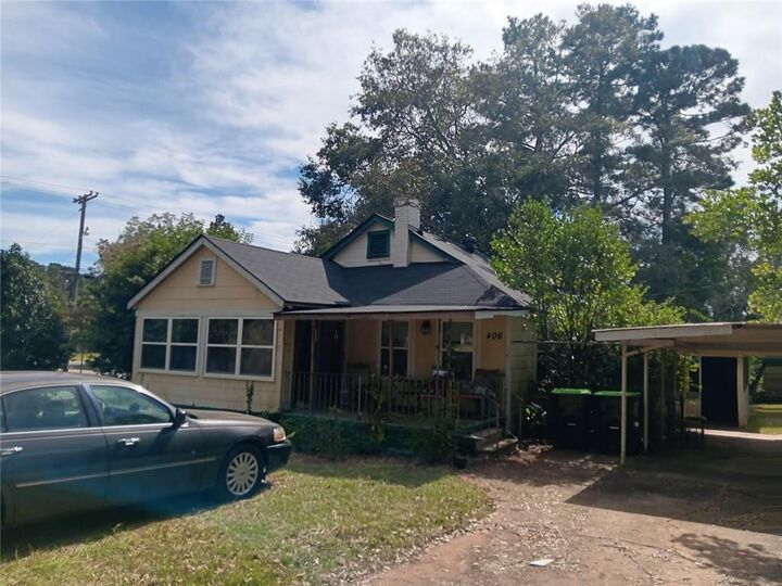 Property Photo:  406 Brookwood Drive  GA 30286