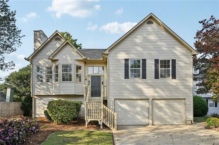 Property Photo: 613 Silverwood Court GA 30066