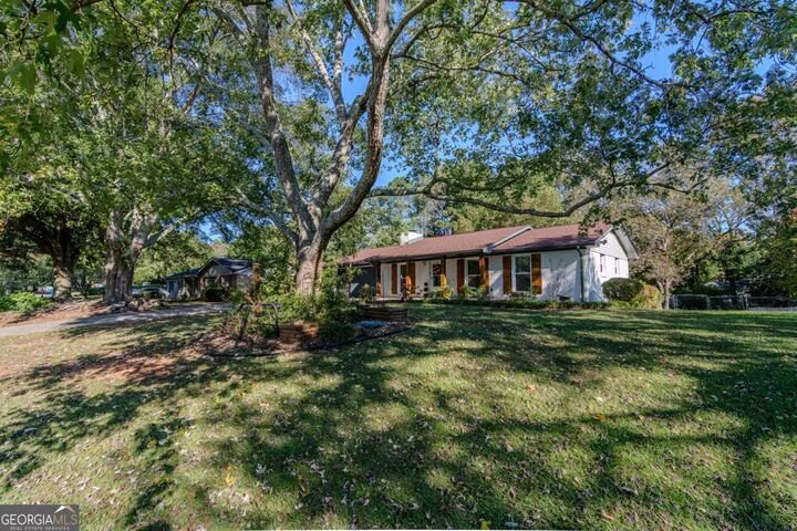 Property Photo: 119 Heritage Way GA 30157