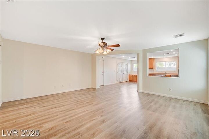 Property Photo: 11540 Kindsland Street NV 89183