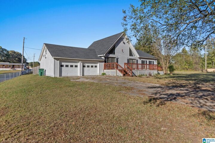 Property Photo: 141 County Road 772 AL 35077