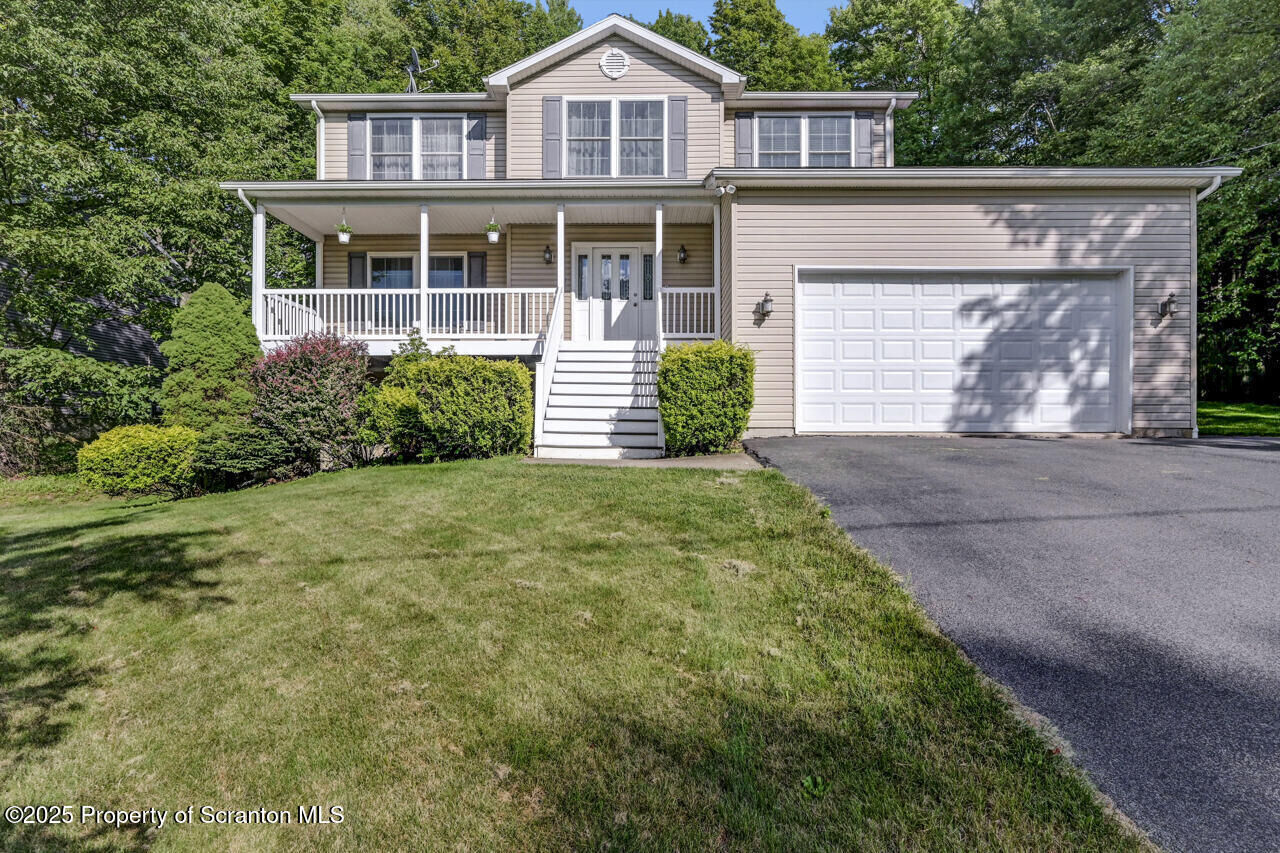 Property Photo:  38 Skyline Drive  PA 18424 