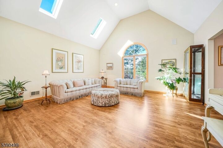 Property Photo: 11 Jarombek Drive NJ 07082