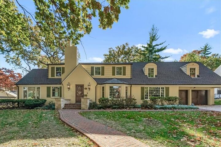 Property Photo: 2501 W 64th Street KS 66208