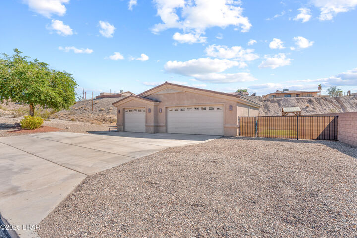 Property Photo: 3550 Tecumseh Dr AZ 86404