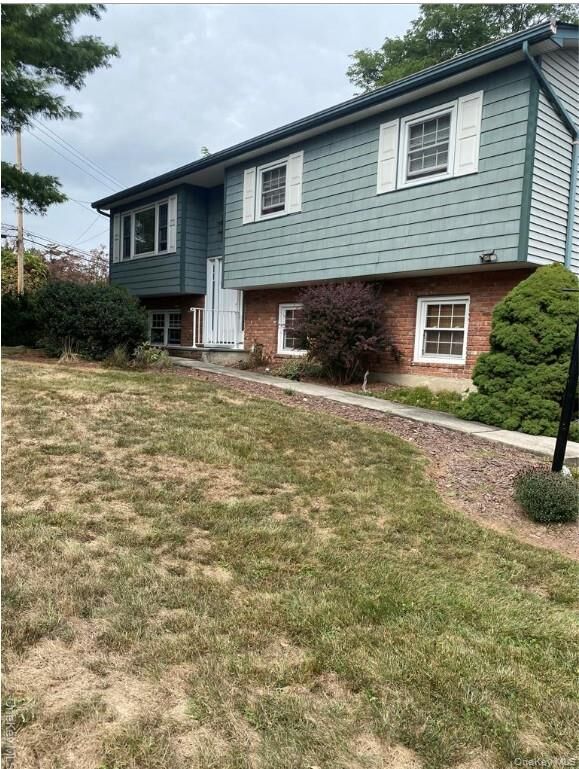 Property Photo: 10 Glen Court NY 10920