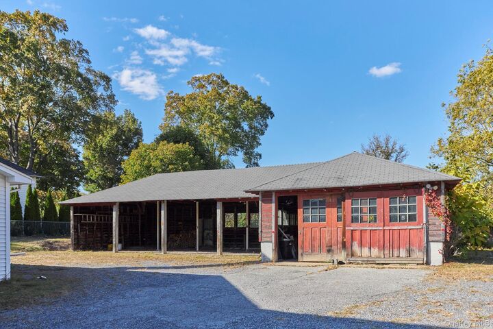 Property Photo:  105 &Amp 107 E Market Street  NY 12572 