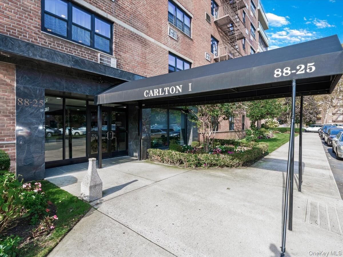 Property Photo: 88-25 155 Avenue 6M NY 11414