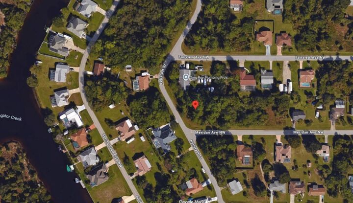 Property Photo:  568 Meridan Avenue NW  FL 33952