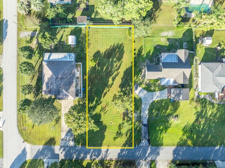 Property Photo: 1466 Colin Kelly Avenue FL 32124