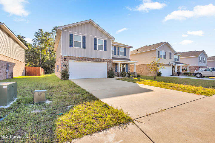 Property Photo:  62 Saltmeadow Circle  MS 39564