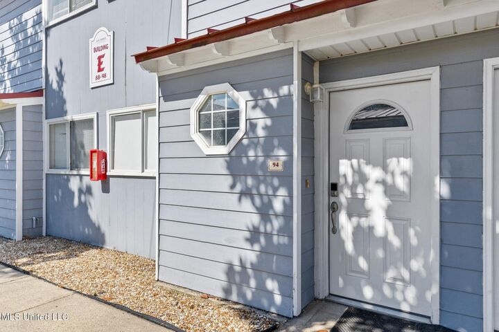 1664 Beach Boulevard  Biloxi MS 39531 photo