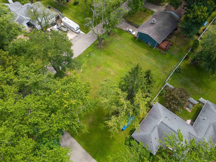 Property Photo: 7381 Crestmore Street MI 48323