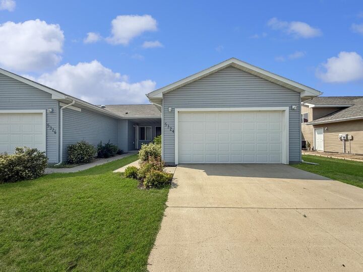 5324 15th Ave SE  Minot ND 58701 photo