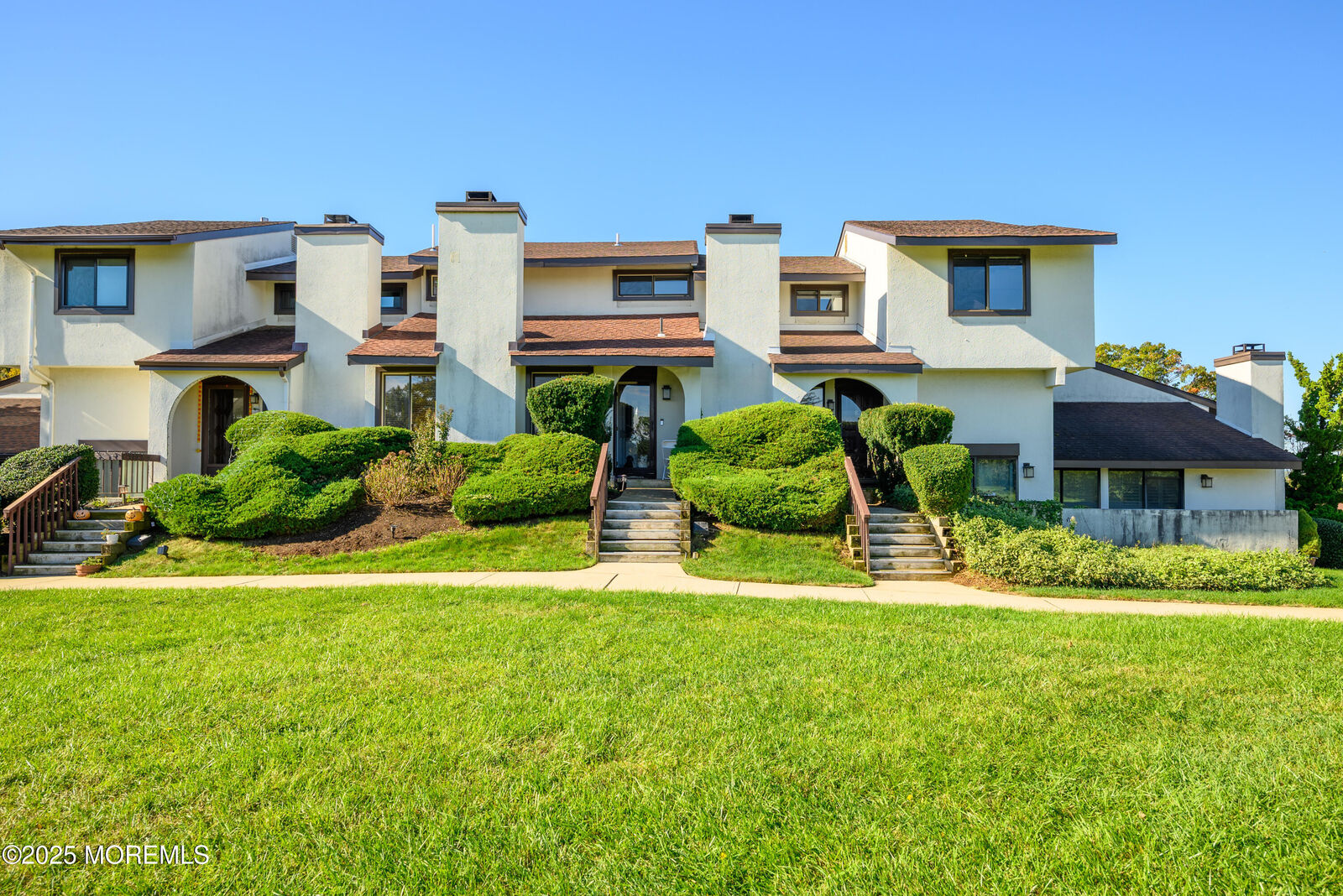 Property Photo:  83 Tower Hill Drive #606  NJ 07701
