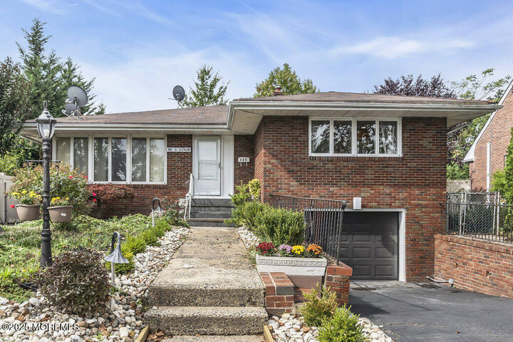 585 Noe Avenue  Woodbridge NJ 07095 photo