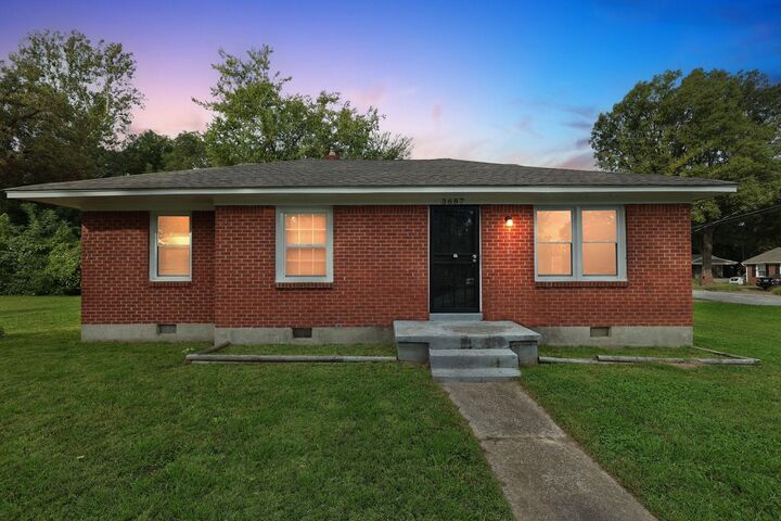 Property Photo: 3687 Windcrest Rd TN 38116