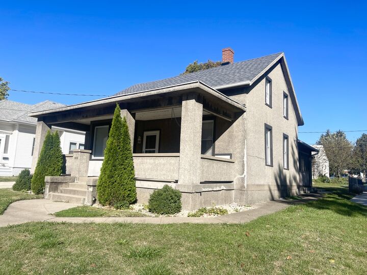 Property Photo: 2215 3rd Street IL 61354