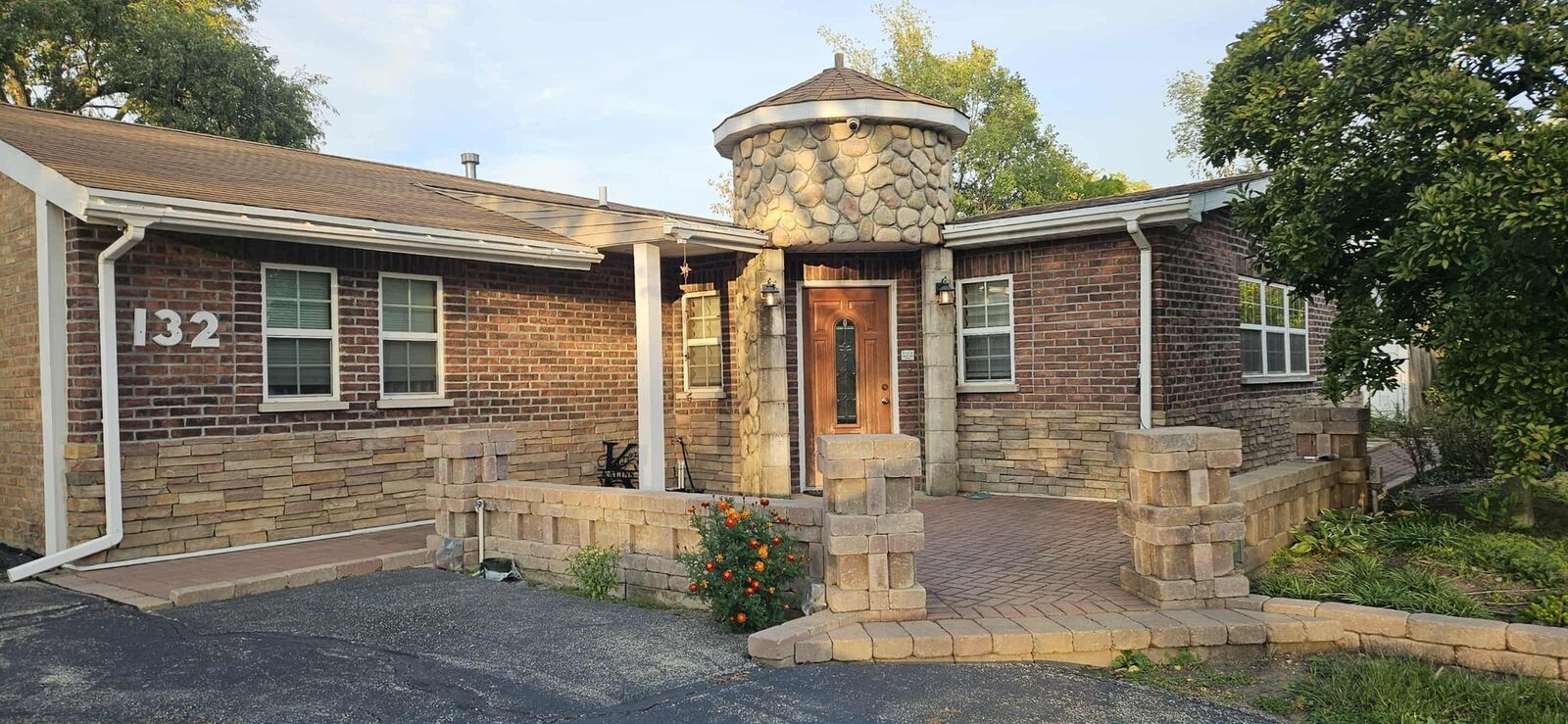 Property Photo: 132 Fairwood Drive IL 60440