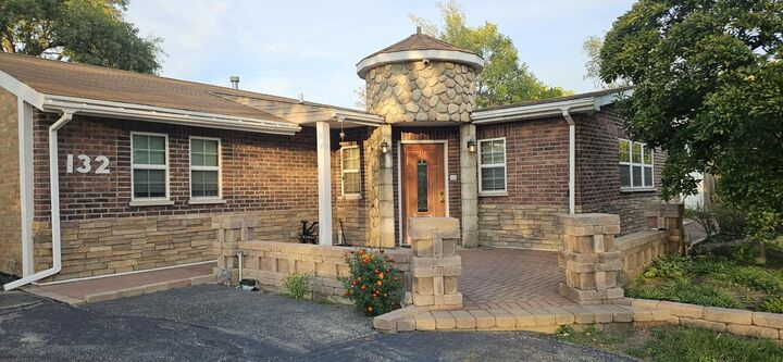 132 Fairwood Drive  Bolingbrook IL 60440 photo