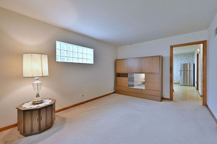 Property Photo:  2428 West Street  IL 60171