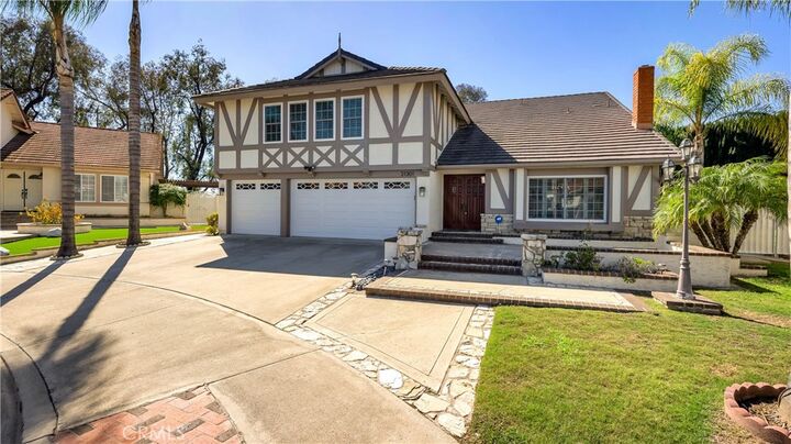 Property Photo:  21301 Calle Recreo  CA 92630 