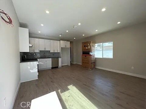 Property Photo: 9156 Morehart Avenue CA 91331