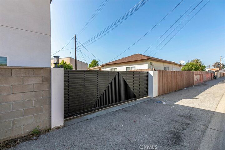 Property Photo:  9156 Morehart Avenue  CA 91331 