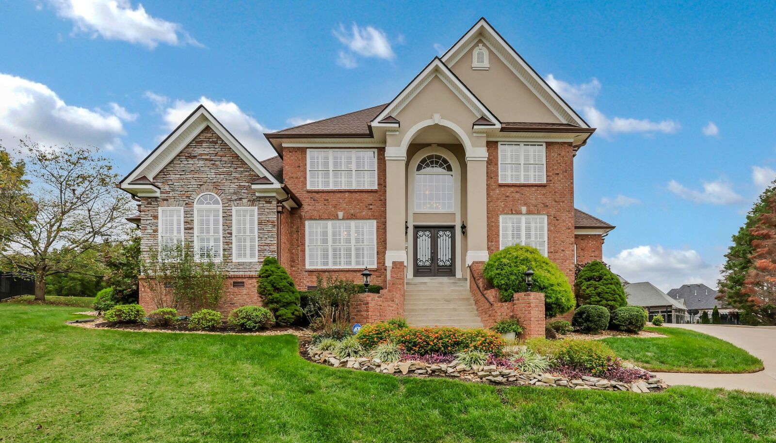 Property Photo: 428 Treemont Dr TN 37043