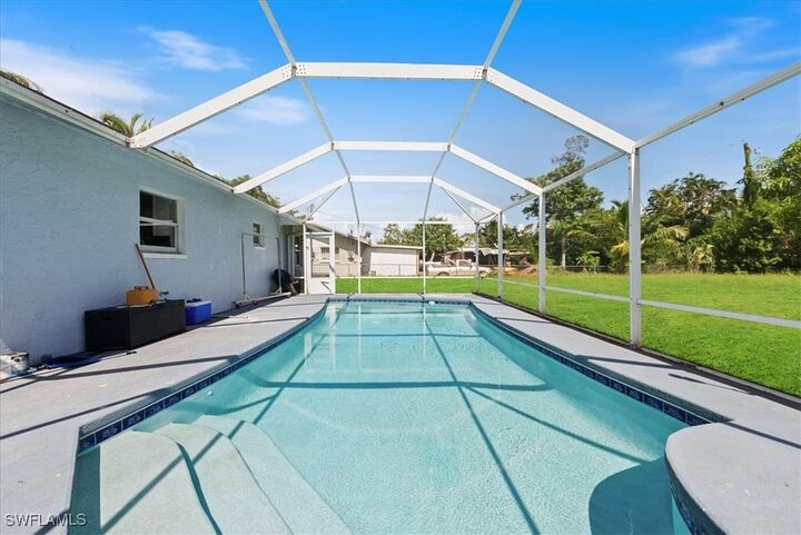 4810 Duera Mae Drive  Fort Myers FL 33908 photo