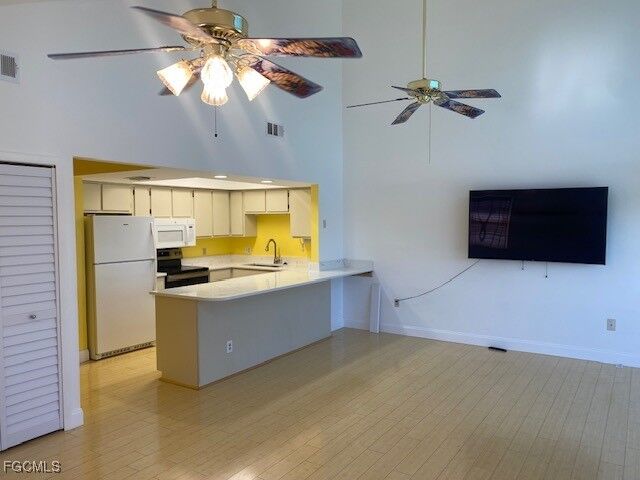 Property Photo: 21590 Widgeon Terrace 98 FL 33931