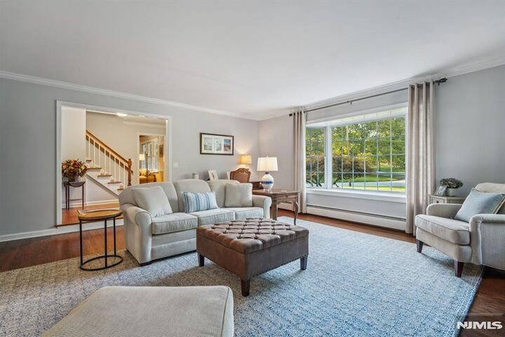Property Photo: 5 Glengorra Court NJ 07430