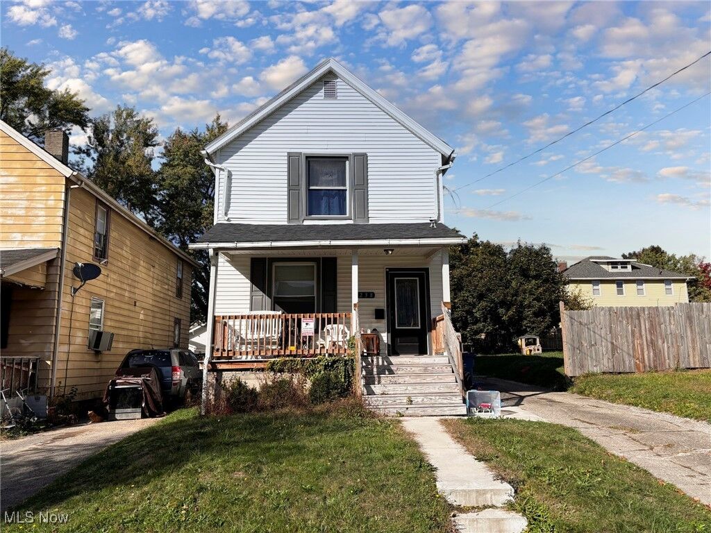 Property Photo:  238 E Main Street  OH 44420
