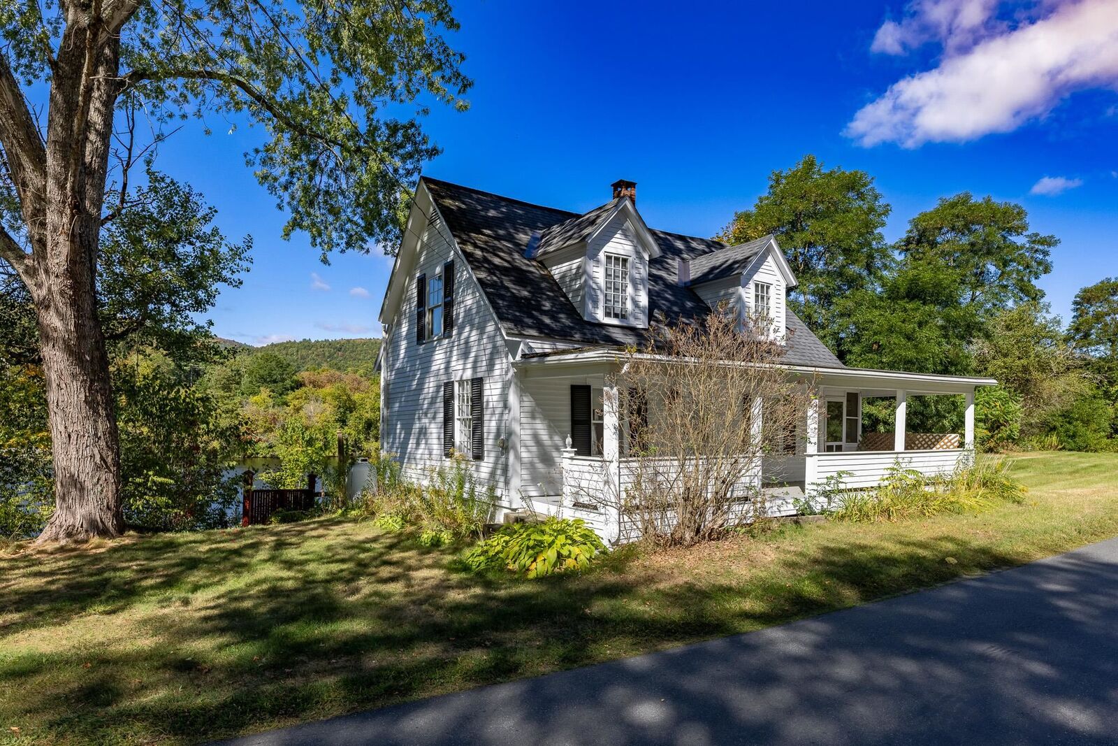 Property Photo:  535 River Road  NH 03768 