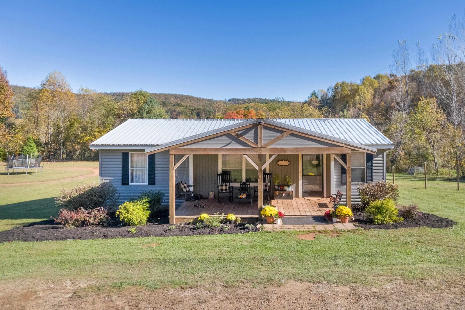 Property Photo:  1755 Union School Road SW  VA 24091 