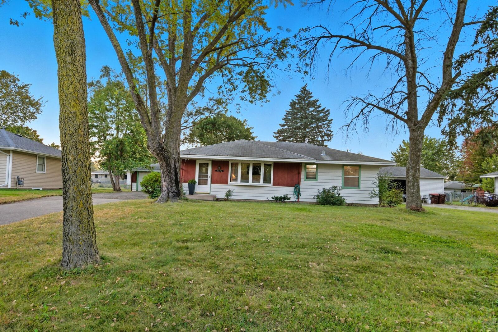 Property Photo:  8832 Hadley Avenue S  MN 55016 