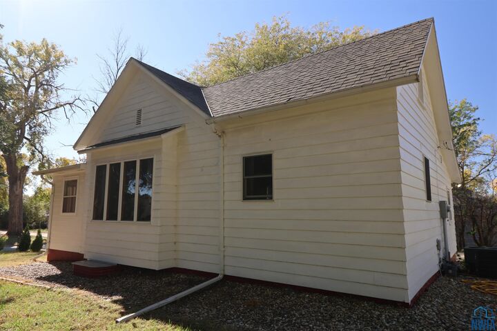 Property Photo: 615 16th St IA 51023