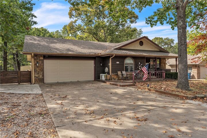 Property Photo: 17 Yarmouth Drive AR 72715