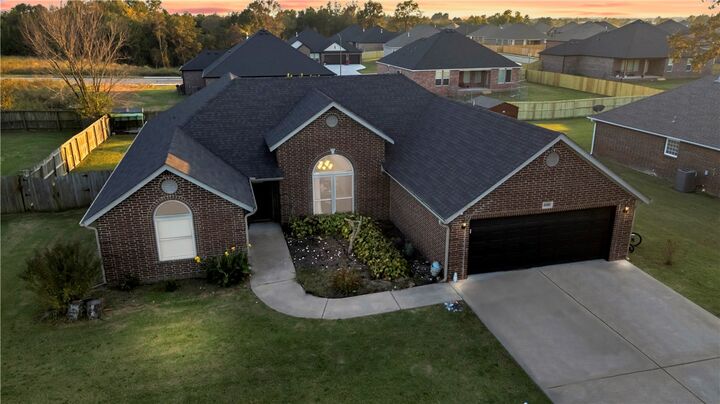 Property Photo: 8006 David Drive AR 72761