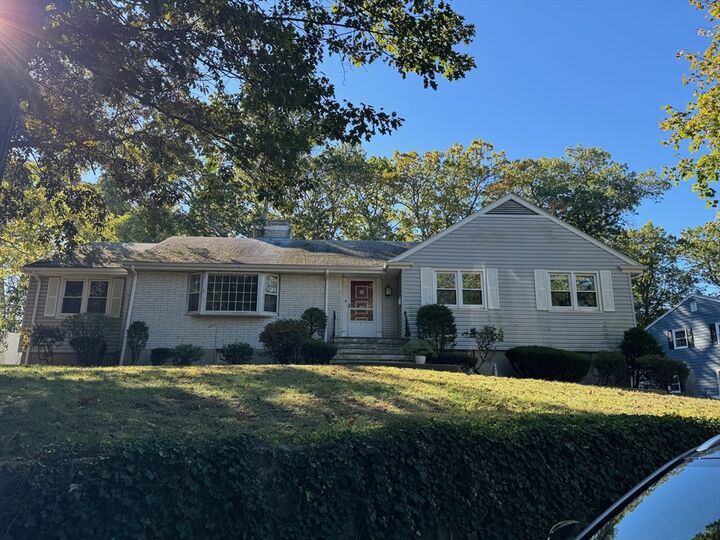 14 Dinanno Rd  Stoneham MA 02180 photo