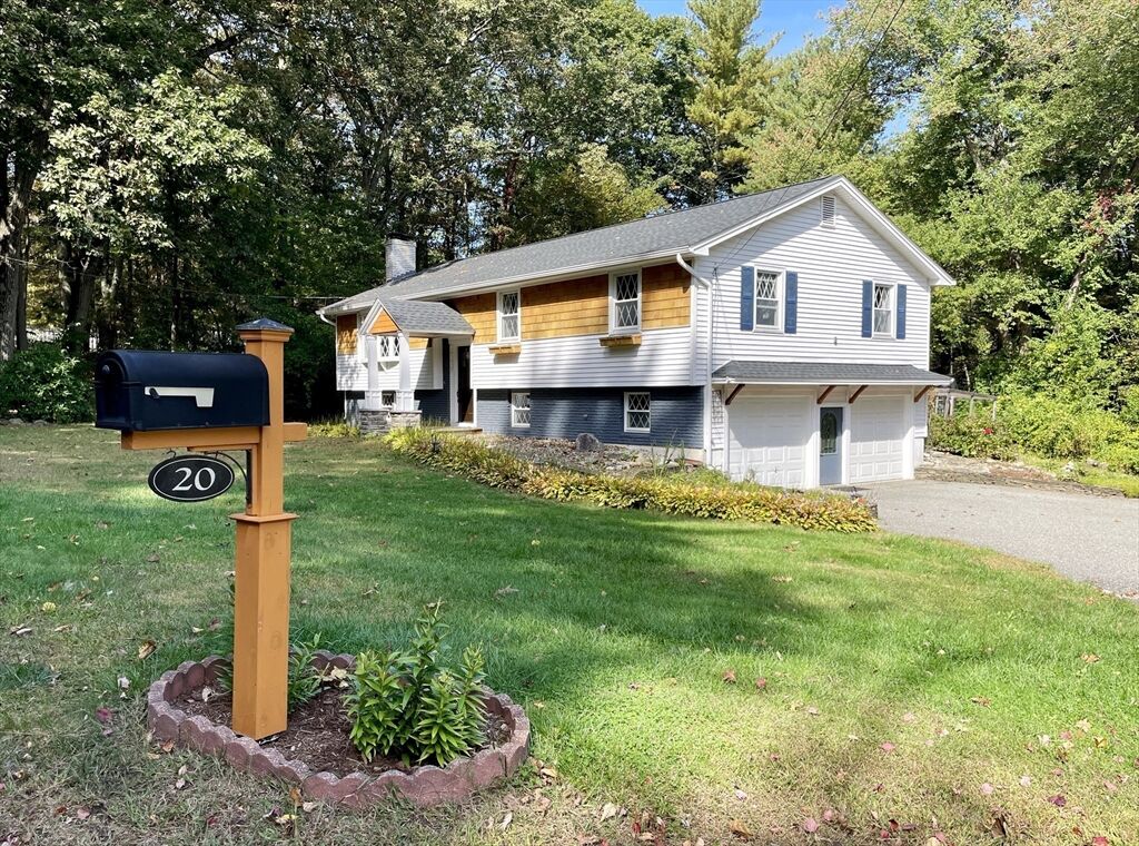 Property Photo:  20 Meredith Rd  MA 01876 