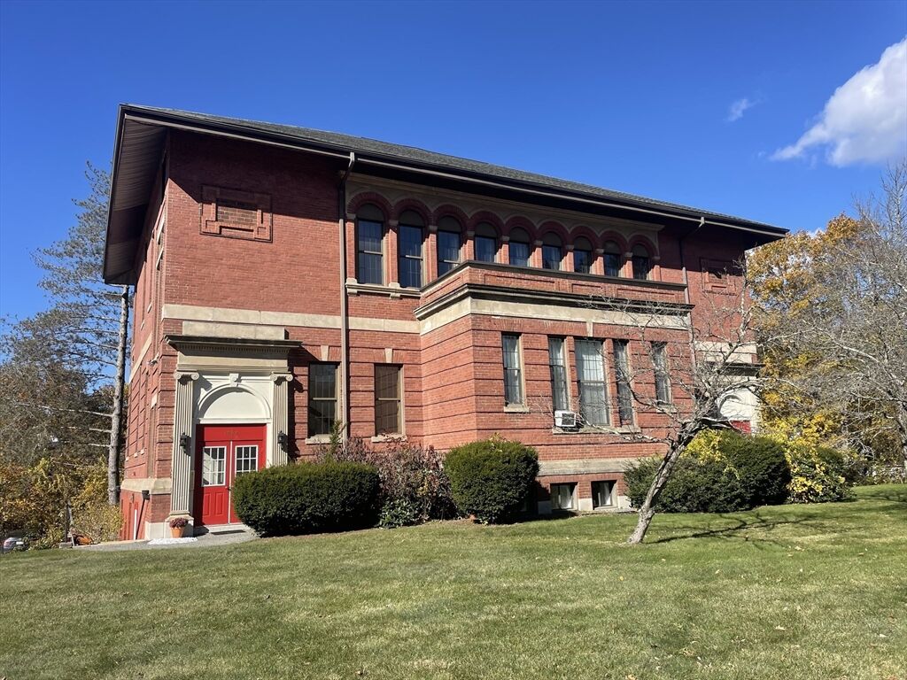 Property Photo:  1098 Stafford Street 9  MA 01542 