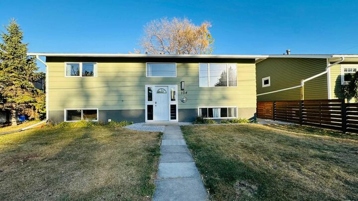 Property Photo: 104 22 Street NW AB T0J 0Y1