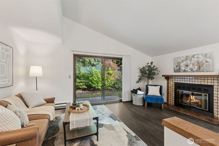 Property Photo: 3303 134th Place SW B WA 98087