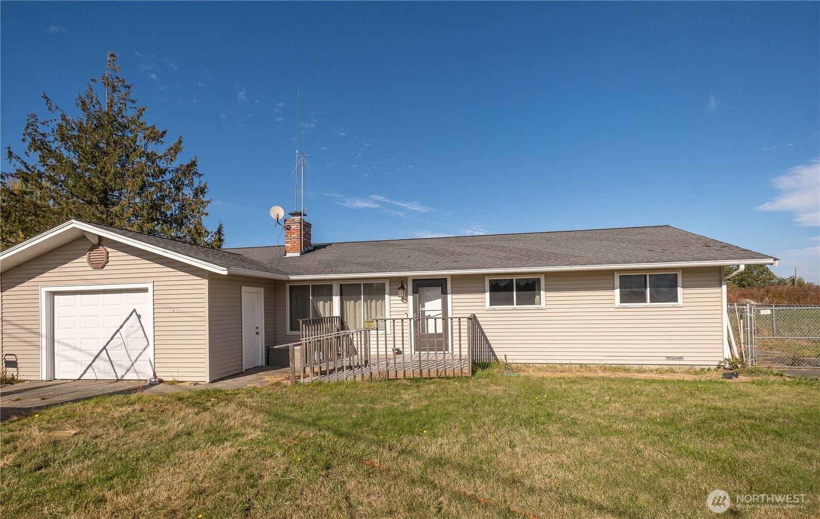 Property Photo: 1496 Bonnie View Acres Road WA 98277
