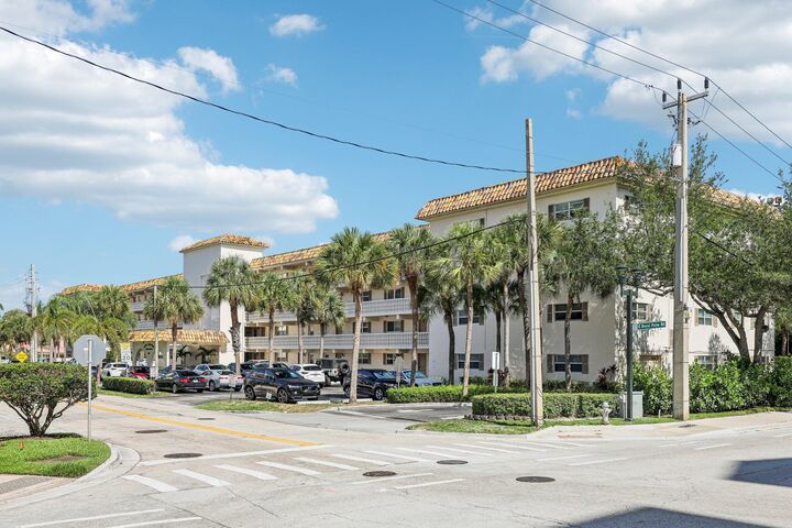200 E Royal Palm Road 3030  Boca Raton FL 33432 photo
